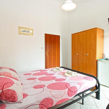 Apartments And Rooms Stoja Pula 1864 Exterior photo